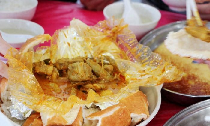 奇特的馬來西亞美食：麵包雞！