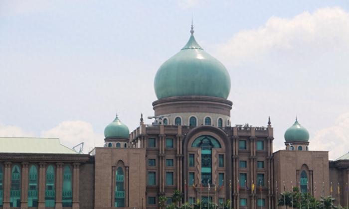 奇特的馬來西亞美食：麵包雞！