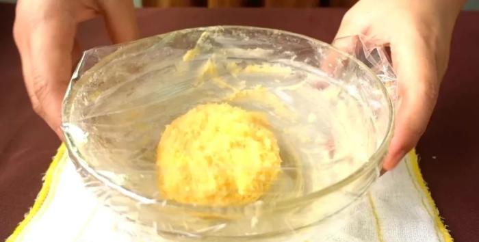 酥皮材料混合完成